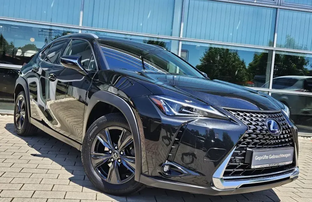 Gebraucht Lexus UX 250h Launch Edition 184 PS (135 kW) 2019 Graphitschwarz SUV