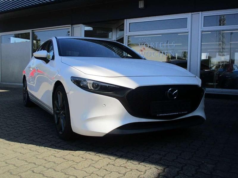Gebraucht Mazda 3 Selection 122 PS (89 kW) 2019 Satinweiß Limousine