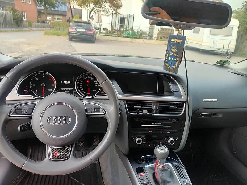 Gebraucht Audi A5 177 PS (130 kW) 2014 Schwarz Limousine