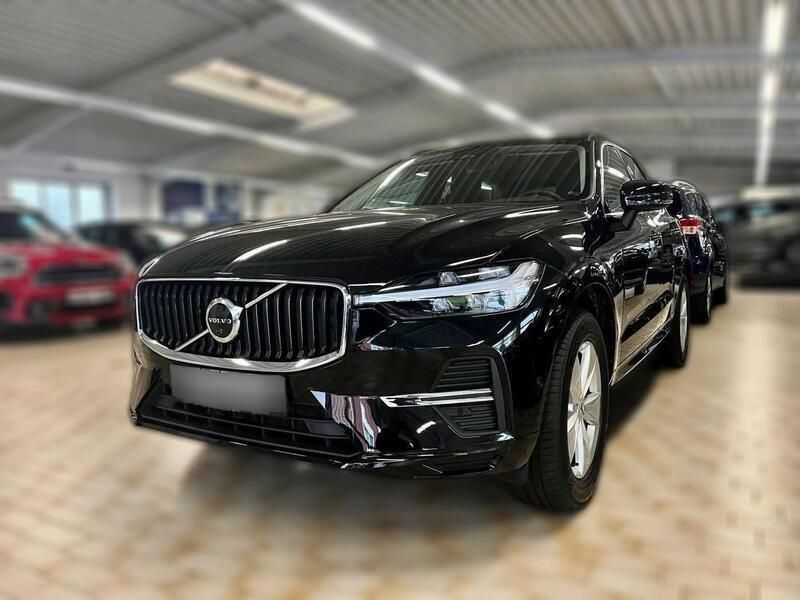 Diverse metallic Gebraucht 2022 Volvo XC60 Momentum SUV | 45.270 € (Teuer) - Bild 1/1