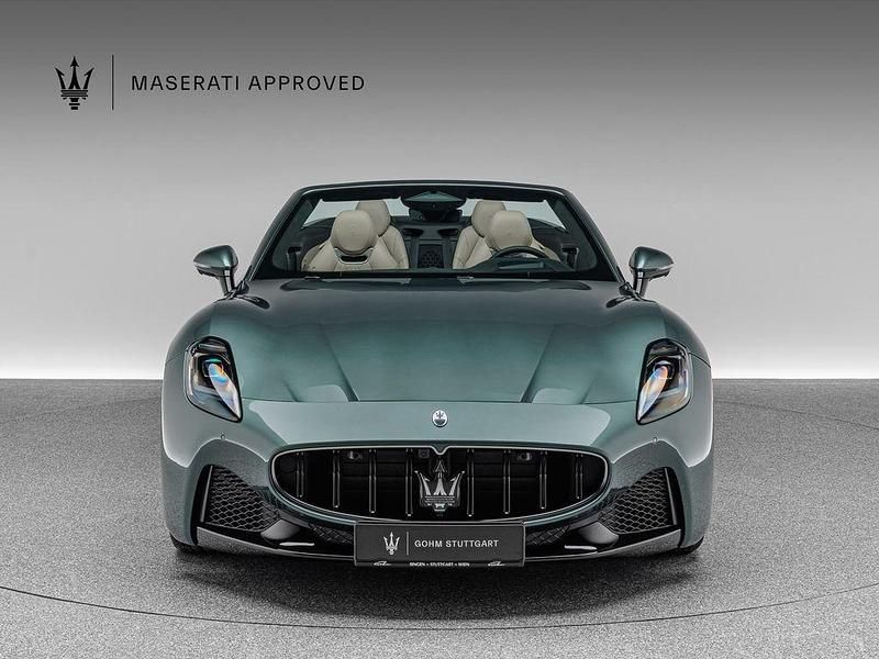 Gebraucht Maserati GranCabrio 489 PS (359 kW) 2025 Verde giada Cabrio