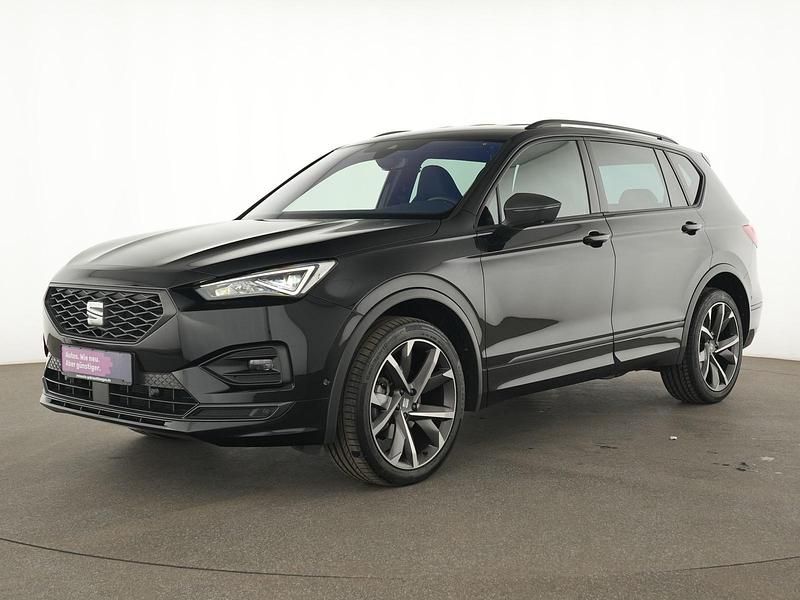Deep schwarz Gebraucht 2022 Seat Tarraco FR SUV | 33.399 € (Fairer Preis) - Bild 1/4