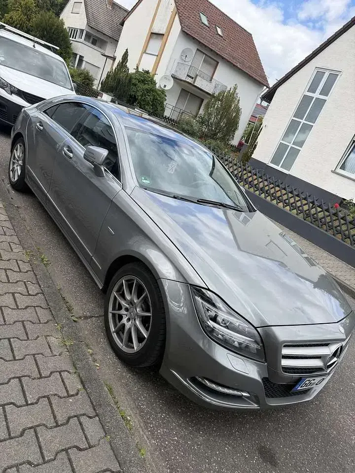 Gebraucht Mercedes CLS350 265 PS (194 kW) 2011 Silber Coupé