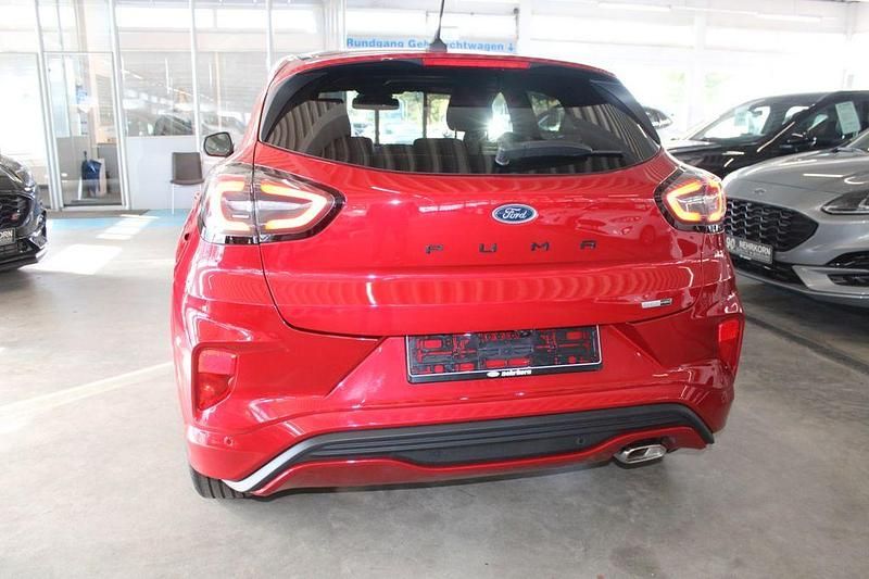 Gebraucht Ford Puma ST-Line 125 PS (91 kW) 2023 Rot SUV