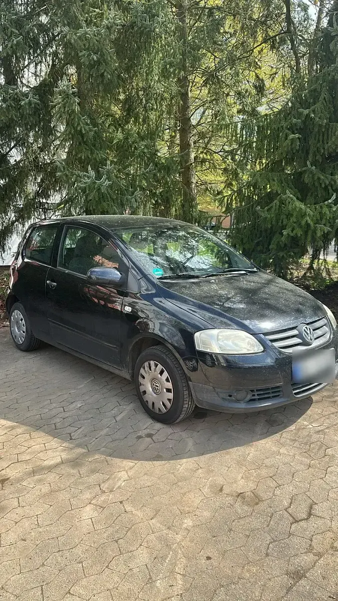 Gebraucht VW Fox 70 PS (51 kW) 2009 Schwarz Kleinwagen