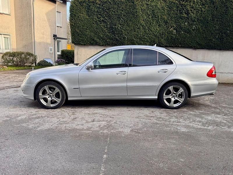Gebraucht Mercedes E280 Elegance 231 PS (169 kW) 2007 Silber Limousine