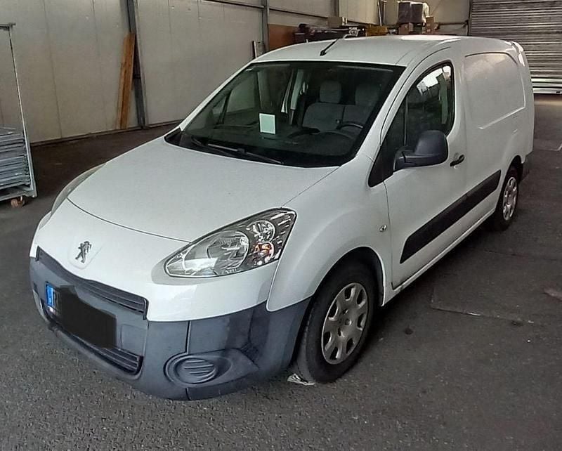 Weiß Gebraucht 2013 Peugeot Partner Van / Kleinbus | 5.100 € (Fairer Preis) - Bild 1/4
