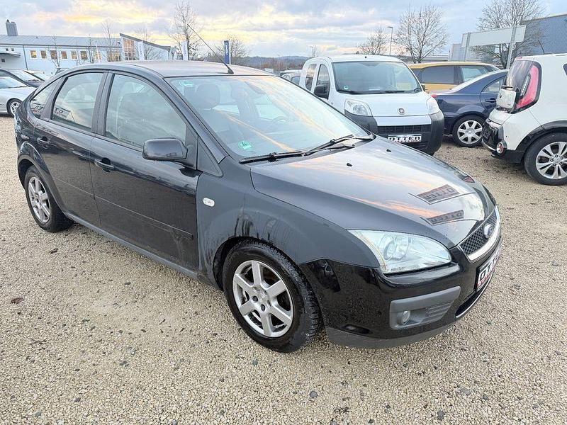 Gebraucht Ford Focus Titanium 116 PS (85 kW) 2005 Schwarz Limousine