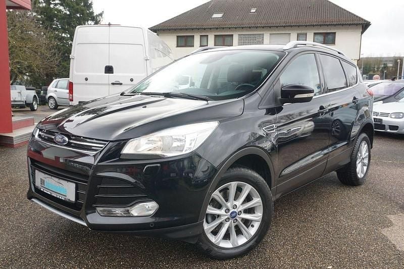 Gebraucht Ford Kuga Titanium 150 PS (110 kW) 2016 Schwarz SUV