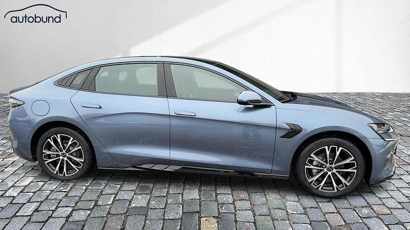 Neu BYD Seal Comfort 169 kW (231 PS) 2026 Grau Limousine