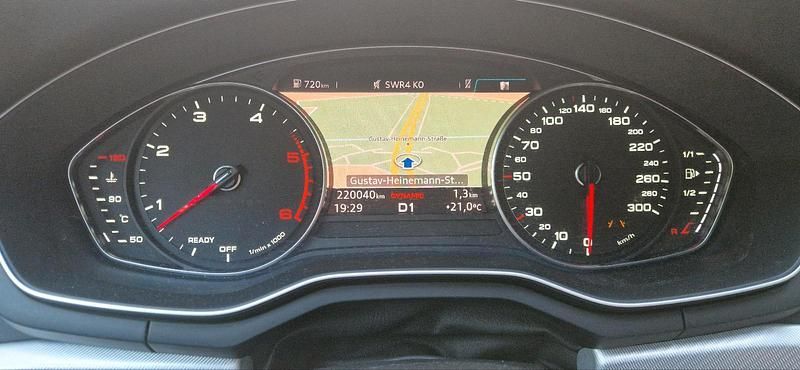 Gebraucht 2016 Audi A4 Limousine | 10.000 € (Superpreis) - Bild 1/4