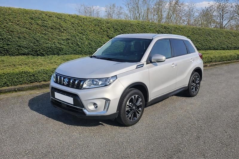 Gebraucht Suzuki Vitara Style 129 PS (94 kW) 2022 Silber SUV
