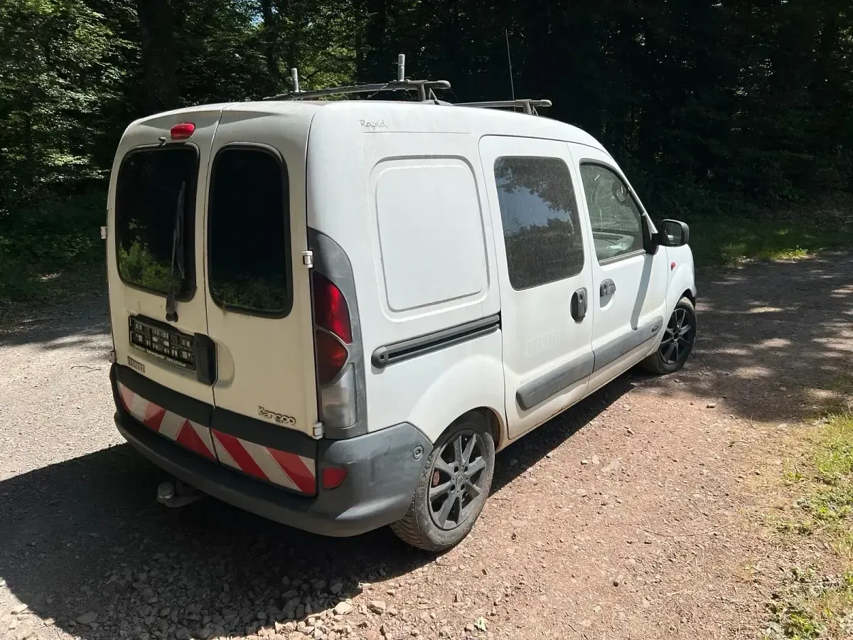 Gebraucht Renault Kangoo 80 PS (58 kW) 2004 Weiß Van / Kleinbus