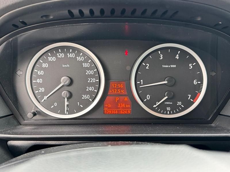 Gebraucht BMW 530 231 PS (169 kW) 2004 Schwarz Limousine