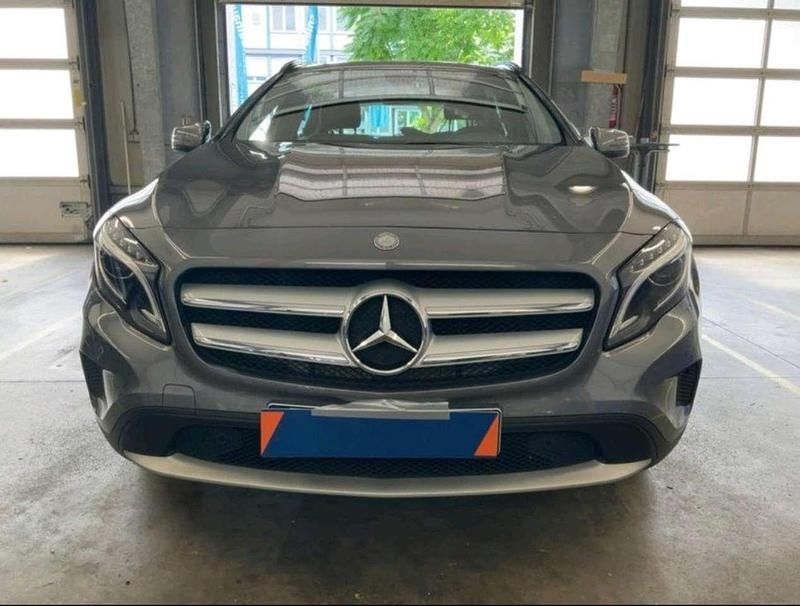 Gebraucht 1985 Mercedes 200 Limousine | 17.000 € - Bild 1/4