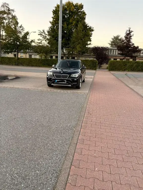 Gebraucht BMW X1 xLine 184 PS (135 kW) 2012 Schwarz SUV