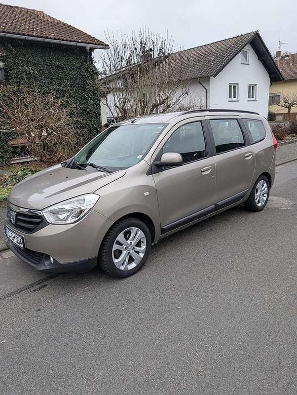 Gebraucht Dacia Lodgy Lauréate 107 PS (78 kW) 2014 Van / Kleinbus