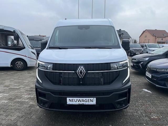 Nowe Renault Master 170 KM (125 kW) 2026 Minivan