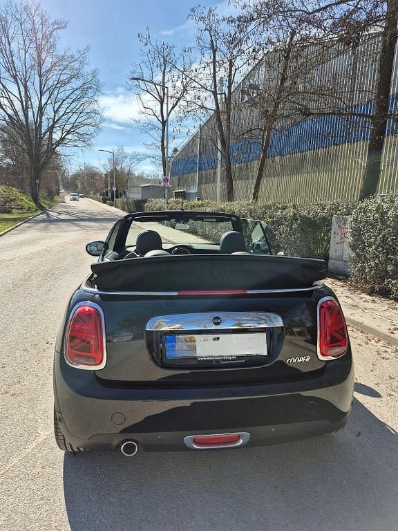 Gebraucht Mini Cooper 136 PS (100 kW) 2020 Schwarz Kleinwagen