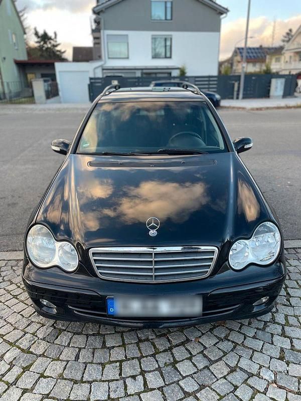 Gebraucht Mercedes C200 Classic 122 PS (89 kW) 2004 Kombi