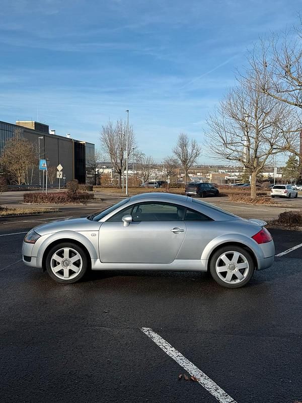 Gebraucht Audi TT 180 PS (132 kW) 2000 Silber Coupé