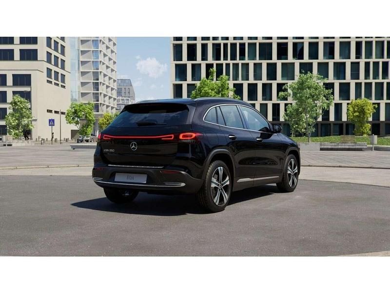 Gebraucht Mercedes EQA250 Progressive 139 kW (190 PS) 2023 Unilack nachtschwarz SUV