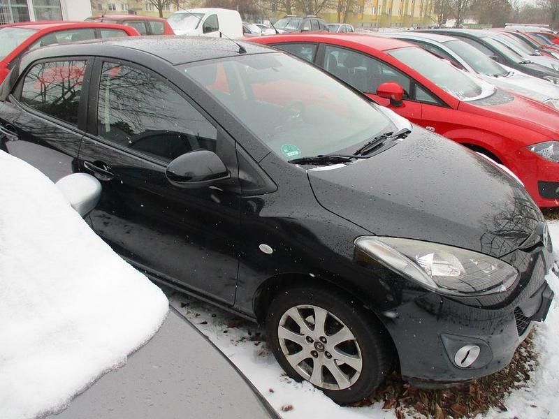 Gebraucht Mazda 2 84 PS (61 kW) 2011 Schwarz Kleinwagen