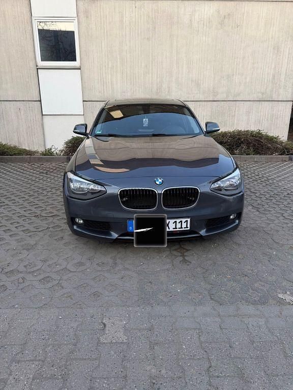 Gebraucht BMW 120 184 PS (135 kW) 2012 Grau Kleinwagen