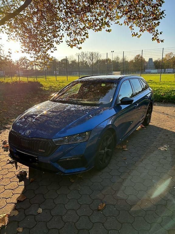 Gebraucht Skoda Octavia First Edition 245 PS (180 kW) 2020 Blau Kombi
