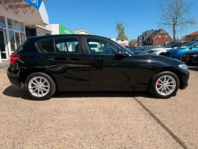 Gebraucht BMW 116 Advantage 116 PS (85 kW) 2018 Schwarz Kleinwagen