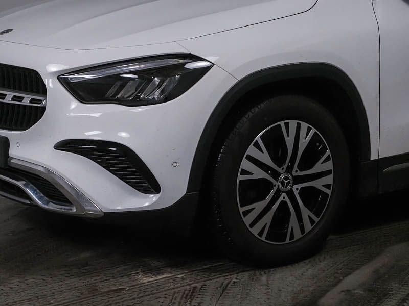 Gebraucht Mercedes GLA200 Progressive 150 PS (110 kW) 2024 Weiß SUV