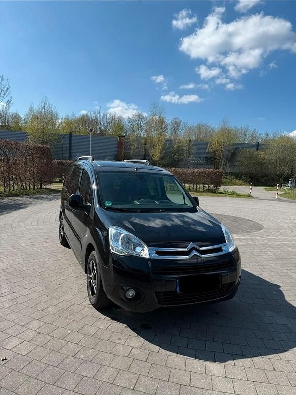 Gebraucht Citroën Berlingo 112 PS (82 kW) 2010 Schwarz Van / Kleinbus