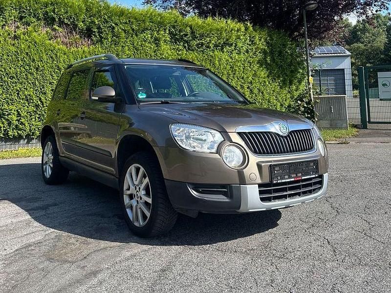 Braun Gebraucht 2010 Skoda Yeti SUV | 6.990 € (Fairer Preis) - Bild 1/4