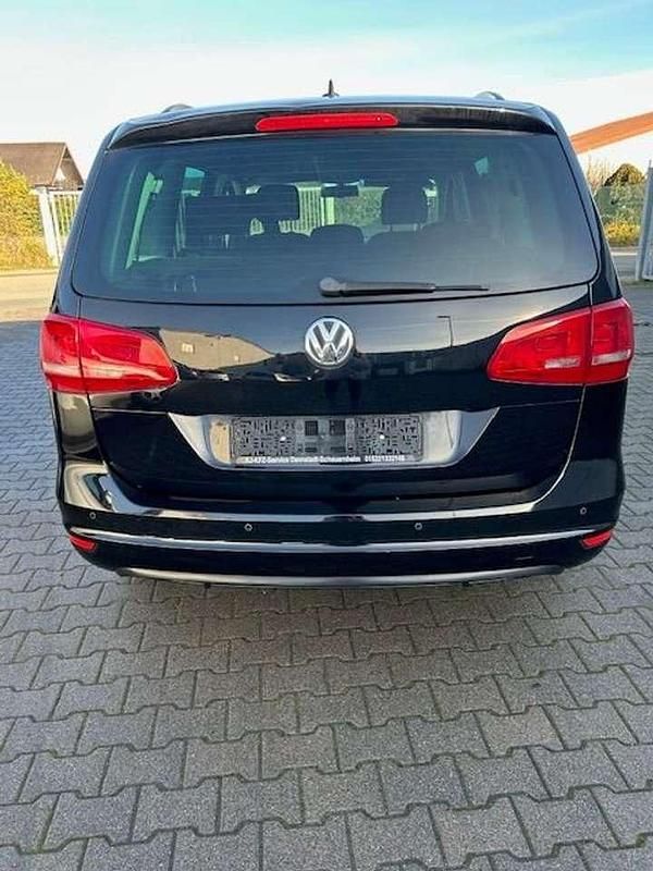 Gebraucht VW Sharan Trendline 150 PS (110 kW) 2012 Schwarz Van / Kleinbus