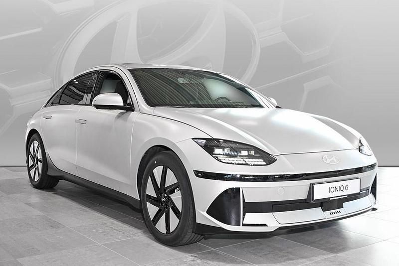 Neu Hyundai Ioniq 6 Techniq 167 kW (228 PS) 2025 Gold Limousine