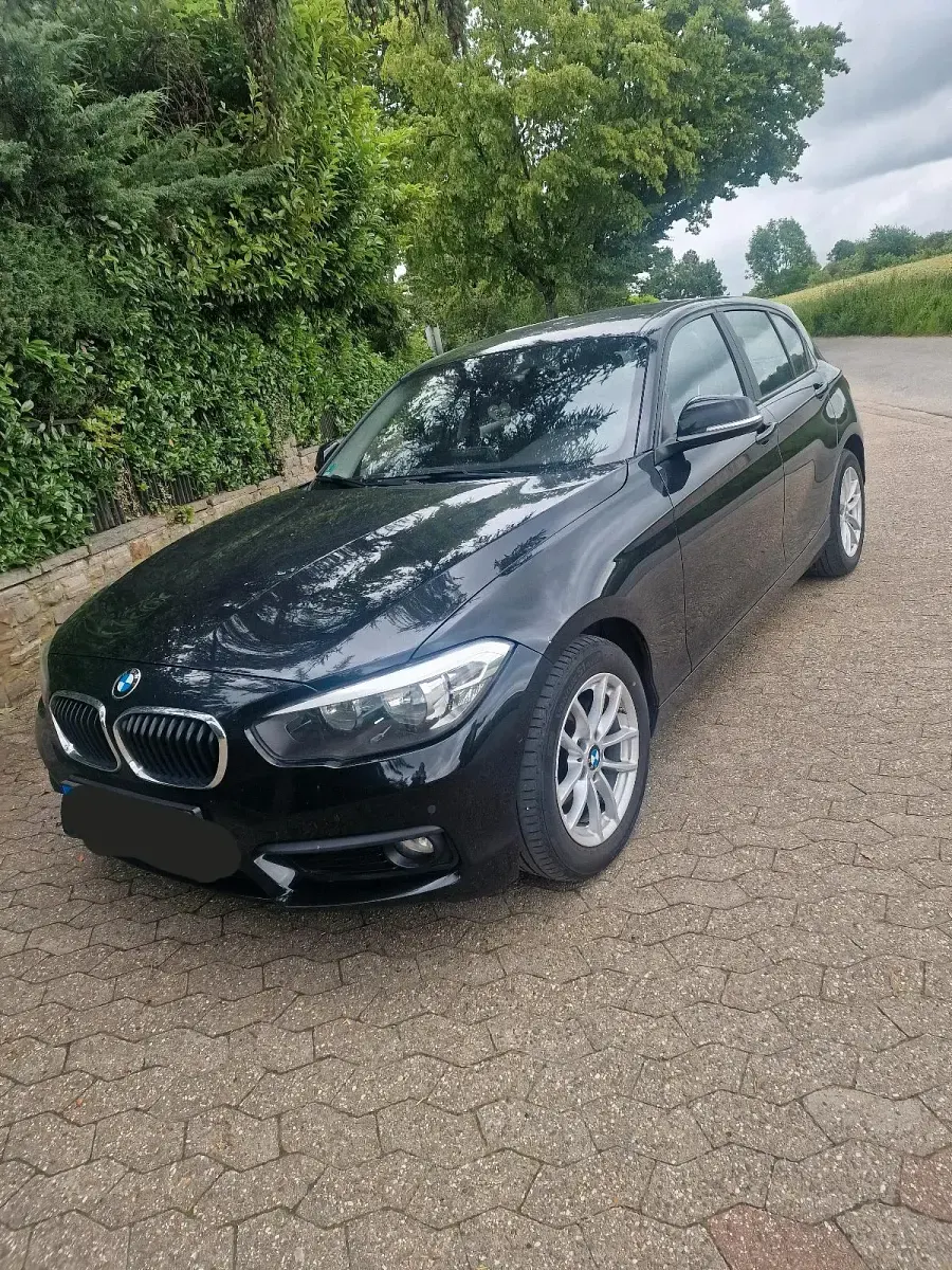 Gebraucht BMW 116 116 PS (85 kW) 2018 Schwarz Kleinwagen