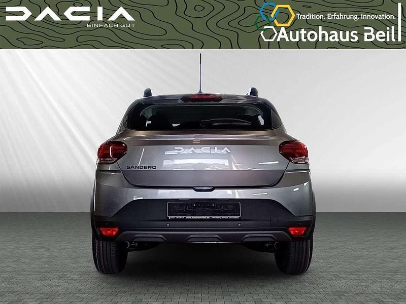 Neu Dacia Sandero Essentiel 91 PS (66 kW) 2025 Perlmuttschwarz metallic Kleinwagen