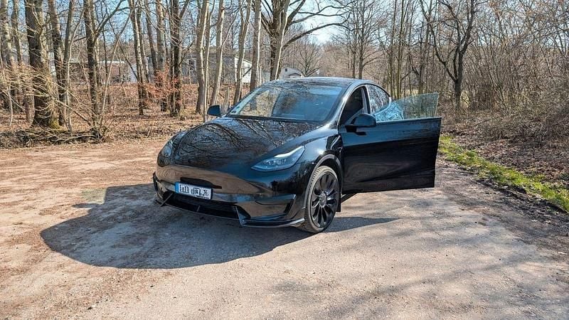 Gebraucht Tesla Model Y Performance 188 kW (256 PS) 2023 Schwarz SUV