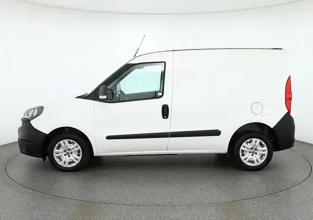 Gebraucht Fiat Doblò 80 PS (58 kW) 2021 Colore esterno Van / Kleinbus