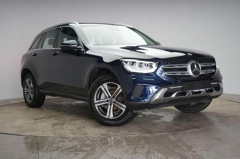 Gebraucht Mercedes GLC300e 194 PS (142 kW) 2022 Blau SUV