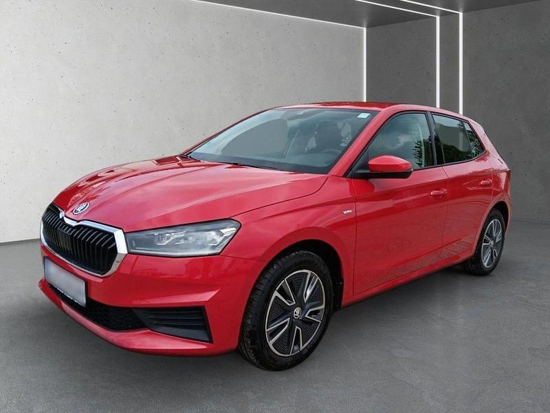 Gebraucht Skoda Fabia Tour 95 PS (69 kW) 2023 Rot Kleinwagen
