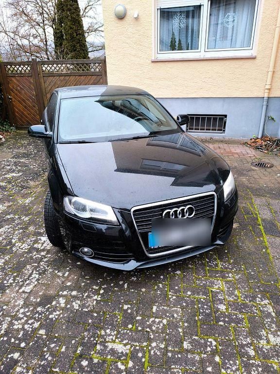 Schwarz Gebraucht 2011 Audi A3 S-Line Limousine | 5.890 € (Superpreis) - Bild 1/4