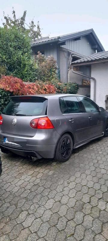 Silber Gebraucht 2005 VW Golf V Sport Kleinwagen | 1.650 € (Superpreis) - Bild 1/4