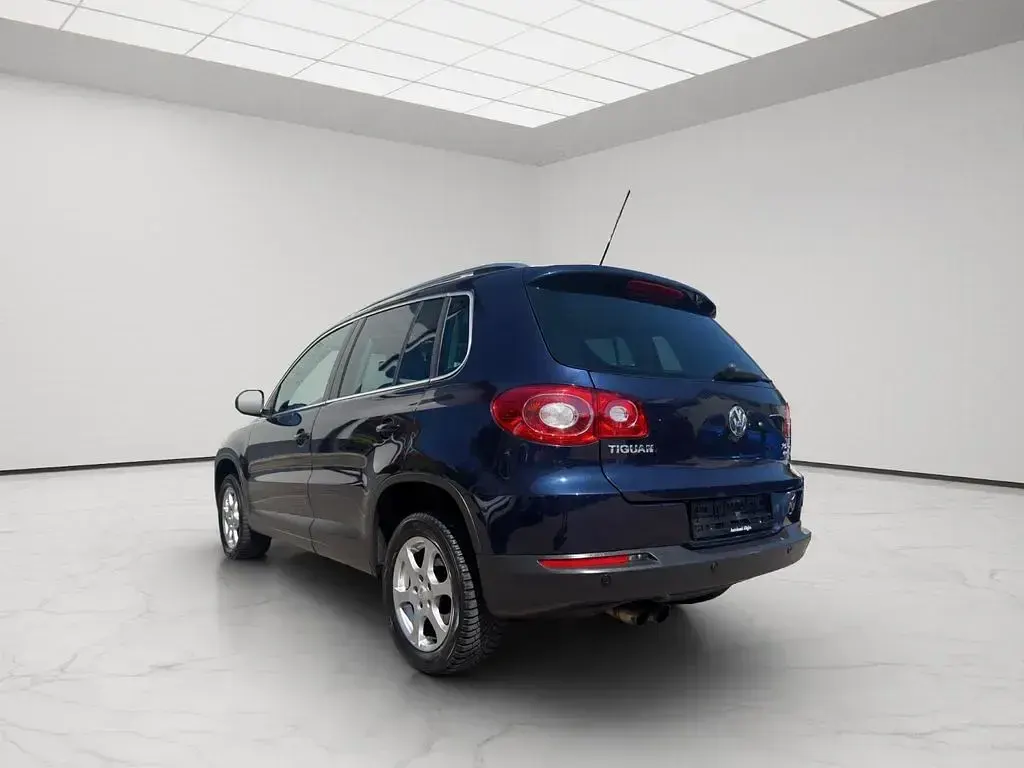 Gebraucht VW Tiguan Sportline 140 PS (102 kW) 2011 Blau SUV