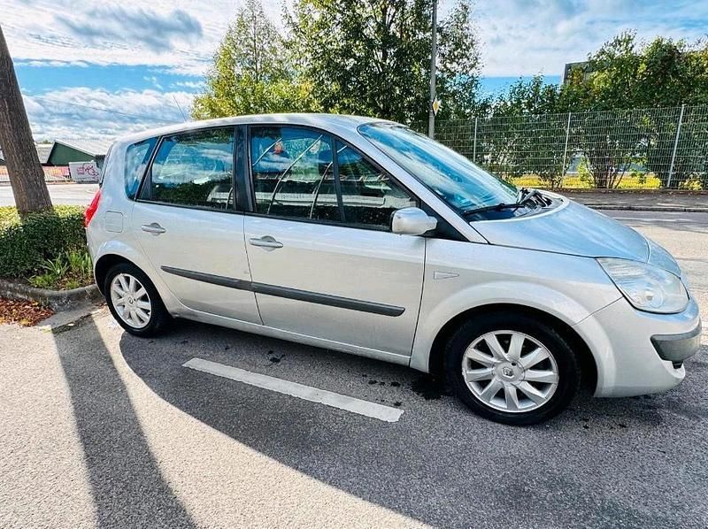 Grau Gebraucht 2008 Renault Scénic II Van / Kleinbus | 2.000 € (Guter Preis) - Bild 1/4