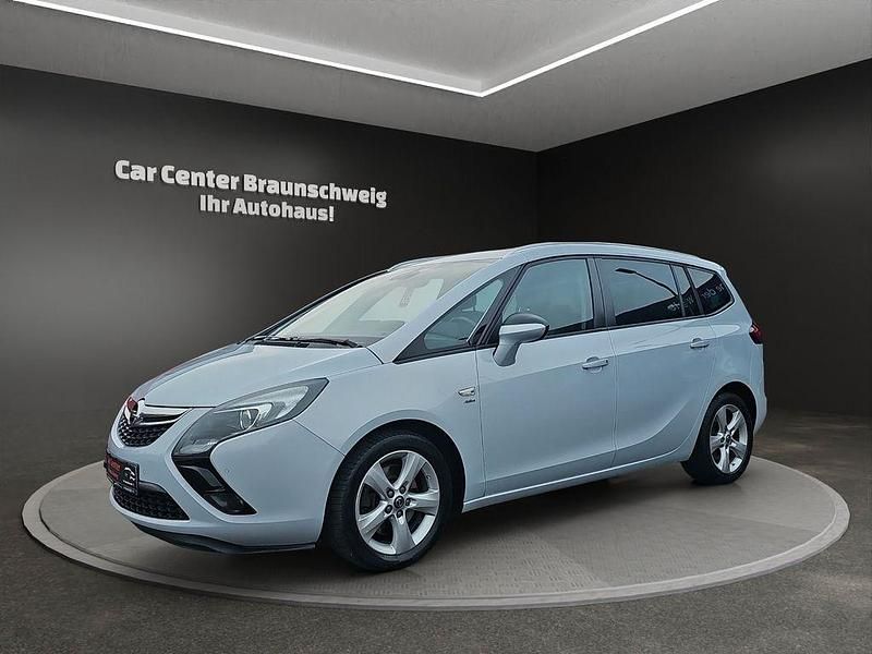 Weiß Gebraucht 2014 Opel Zafira Tourer Active Van / Kleinbus | 7.399 € (Guter Preis) - Bild 1/4