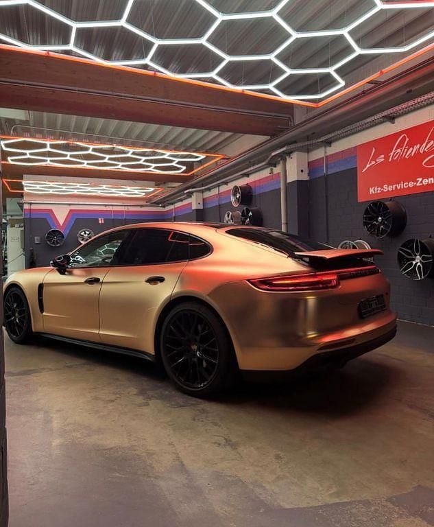 Gebraucht Porsche Panamera 4 330 PS (242 kW) 2019 Blau Limousine