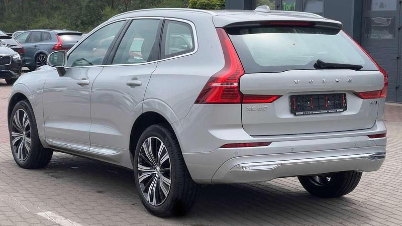 Gebraucht Volvo XC60 Ultimate 235 PS (172 kW) 2022 Silber SUV