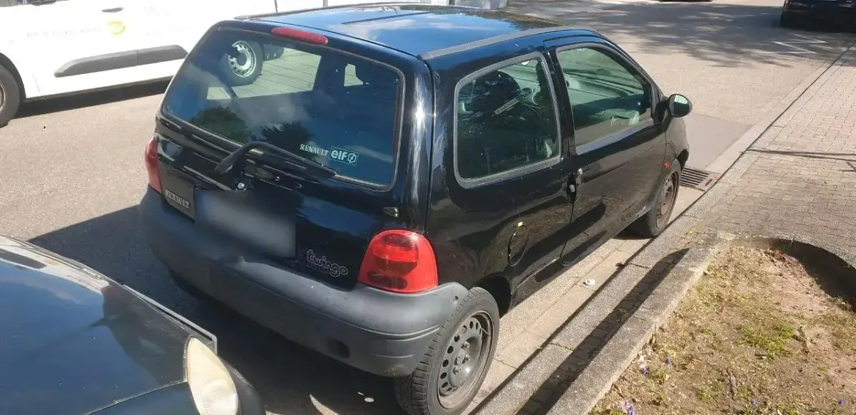 Używany Renault Twingo 58 KM (42 kW) 2001 Czarny Hatchback