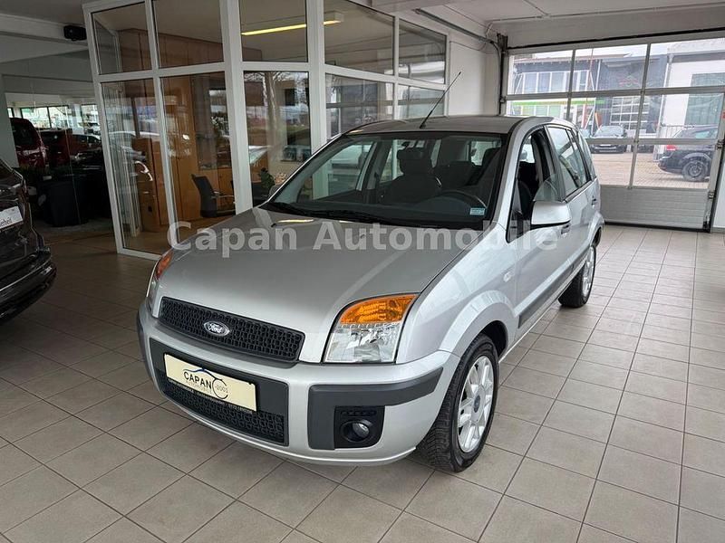 Gebraucht Ford Fusion Style 80 PS (58 kW) 2009 Silber Kleinwagen